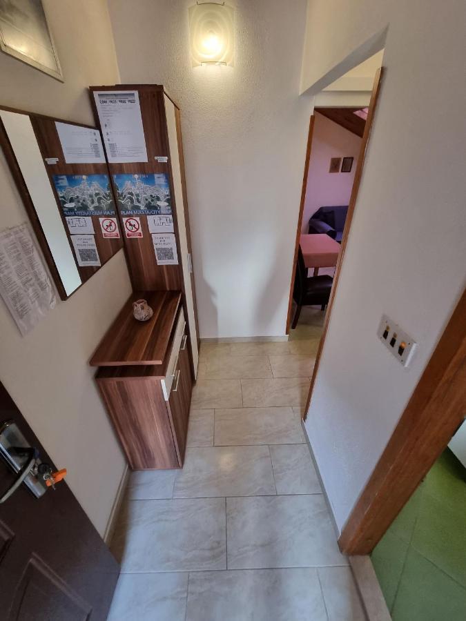 Apartments Banic Postira Kültér fotó
