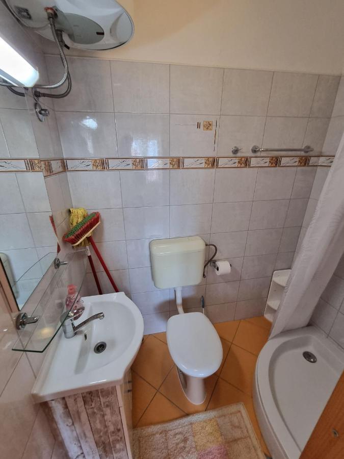 Apartments Banic Postira Kültér fotó