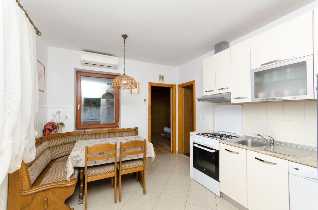 Apartments Banic Postira Kültér fotó