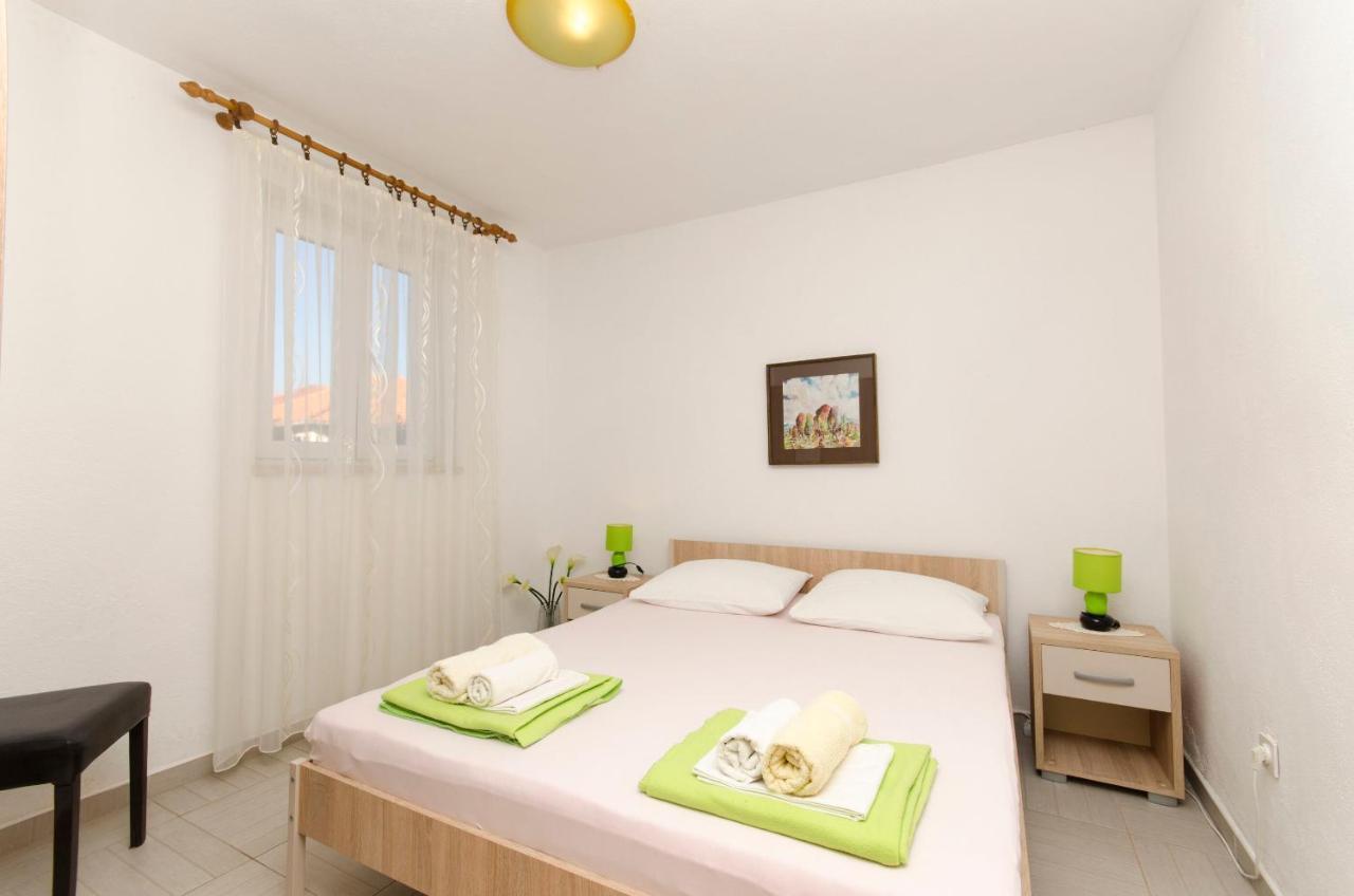 Apartments Banic Postira Kültér fotó