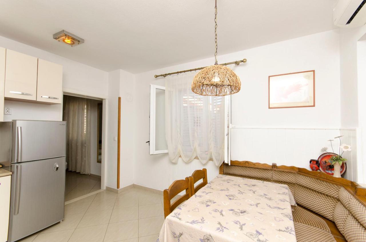 Apartments Banic Postira Kültér fotó